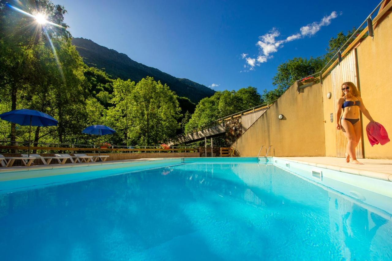 Village Vacances De Marc Auzat Buitenkant foto