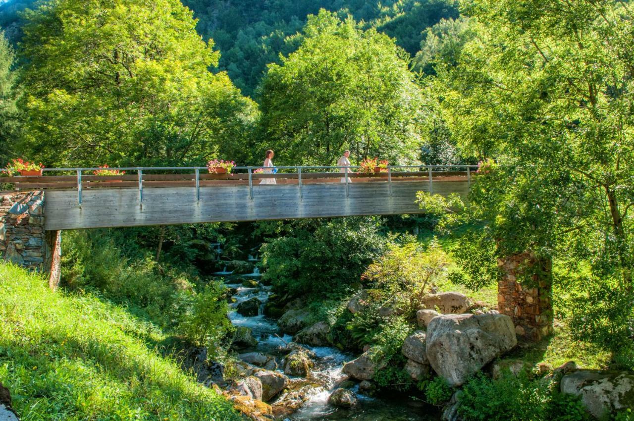 Village Vacances De Marc Auzat Buitenkant foto